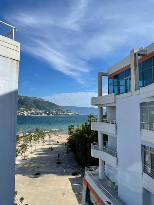Sea View Apartment In Vlora Kültér fotó
